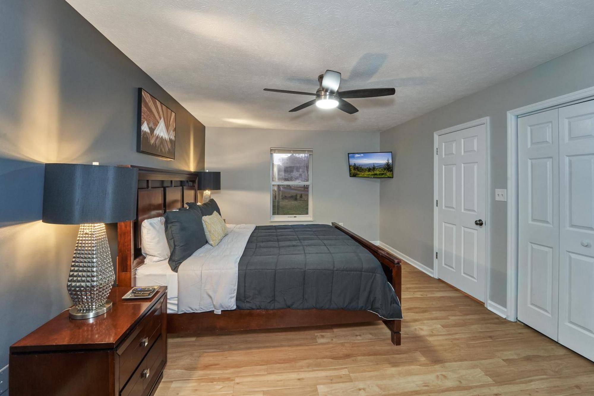 Entertainment Galore! Luxurious Property, Spectacular & Peaceful Setting, Great Location, Close To Major Attractions!! Pigeon Forge Exteriör bild